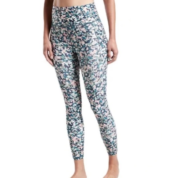 Athleta Pants - Athleta Salutation Stash Pocket II 7/8 Tight M TALL Sequoia Multi